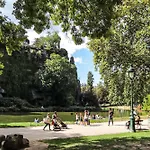 Bright Near Parc Des Buttes-chaumont Daire Paris