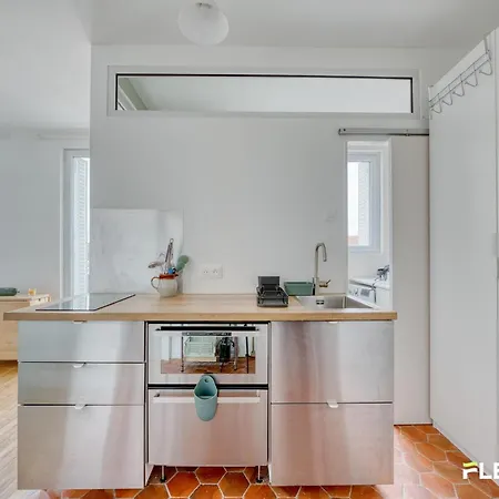 Bright Near Parc Des Buttes-chaumont Apartament *